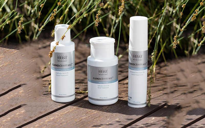 Khám phá bí quyết trị mụn hiệu quả với bộ ba Obagi CLENZIderm M.D.