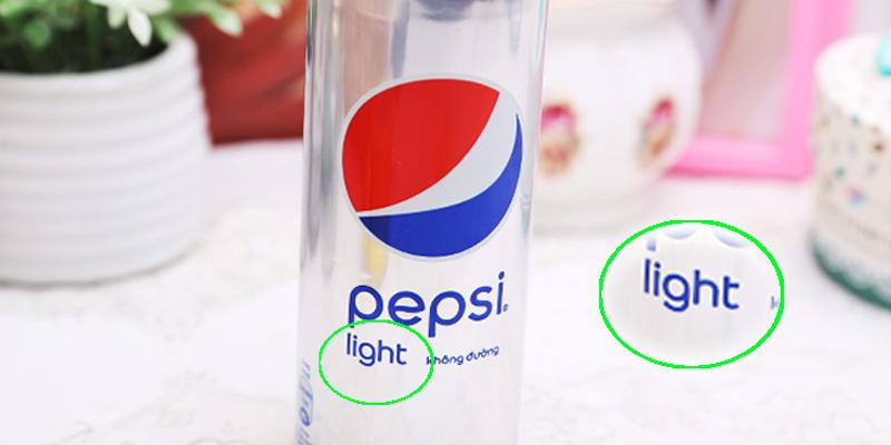"Light" trên các sản phẩm Coca Light hay Pepsi Light thực chất là một thuật ngữ chỉ sự khác biệt về thành phần dinh dưỡng, với mục đích giảm thiểu calo, chất béo và đường, mang lại lựa chọn lành mạnh hơn cho người tiêu dùng.