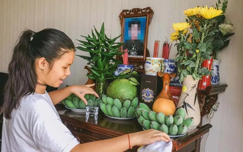Nên chọn nước gì để lau bàn thờ, cầu mong năm mới may mắn và phúc lộc đầy nhà?