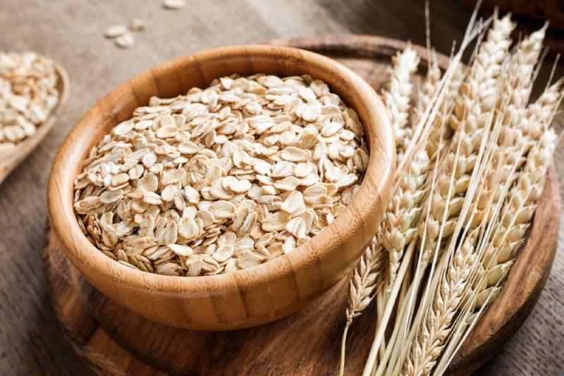 Khám phá công thức mặt nạ yến mạch giúp làm mờ thâm hiệu quả ngay tại nhà.