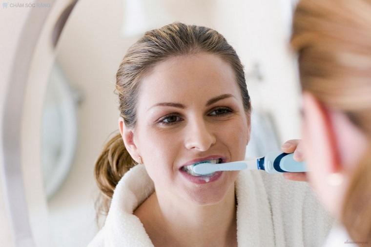 Hướng dẫn cách sử dụng bàn chải đánh răng hiệu quả