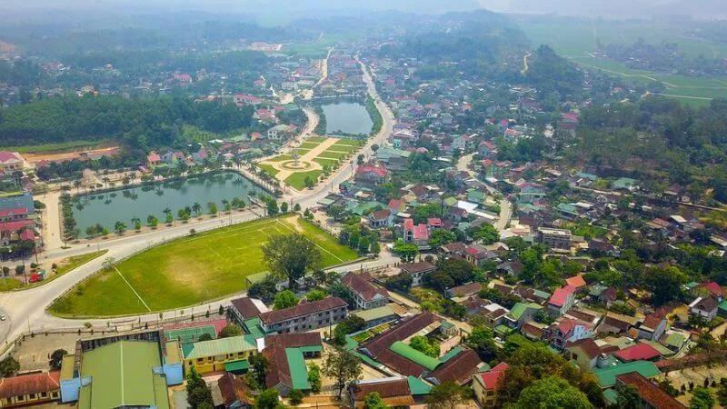 Khám phá những tọa độ du lịch độc đáo tại Thanh Chương (Nghệ An) – nơi mang đến những trải nghiệm khó quên cho những ai yêu thích vẻ đẹp tự nhiên và nền văn hóa đặc sắc.