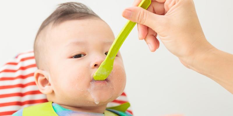 Những điều mẹ cần lưu ý khi chọn bột ăn dặm NutiFood IQ cho con yêu