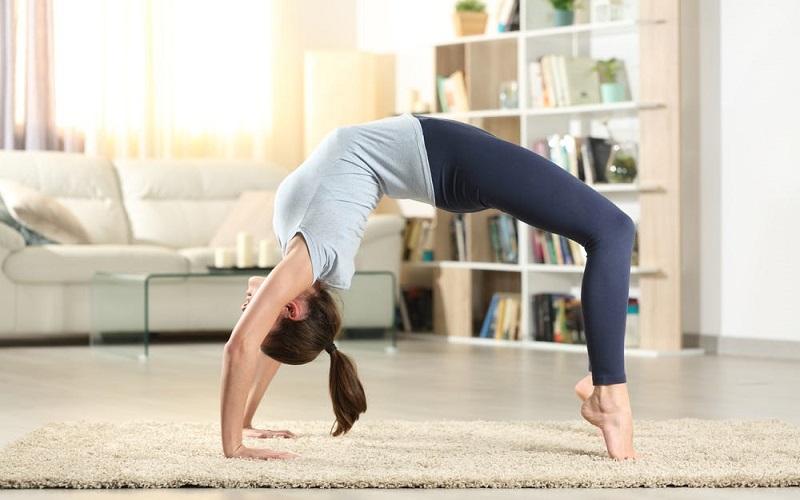 Khám phá tác dụng và cách thực hiện tư thế bánh xe trong yoga, một động tác không chỉ mang lại sự linh hoạt cho cơ thể mà còn giúp cải thiện sức khỏe toàn diện.