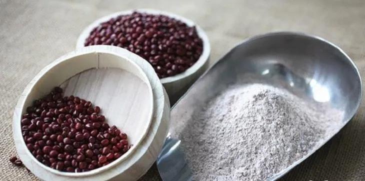 Phương pháp tắm trắng tại nhà hiệu quả với bột đậu đỏ