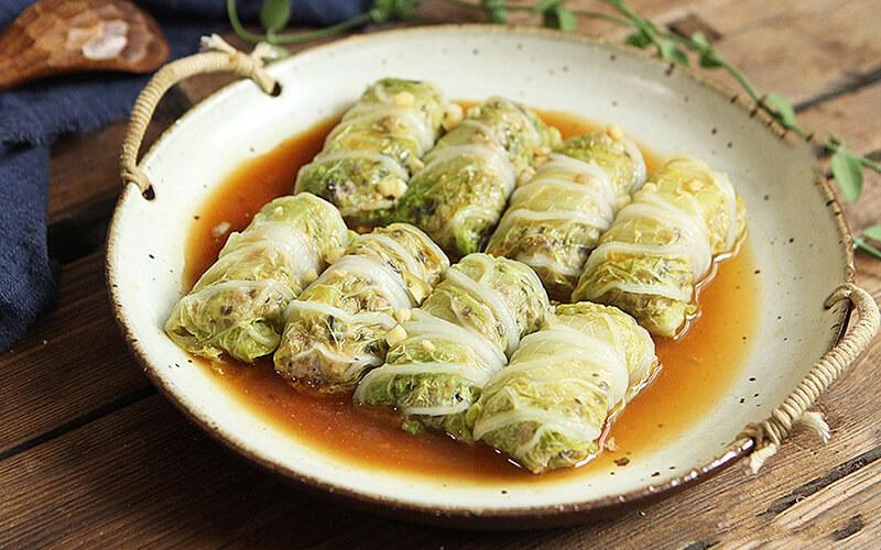 Khám phá công thức cải thảo cuộn thịt vừa thơm ngon, vừa ngọt mát, mang lại hương vị tuyệt vời cho bữa cơm gia đình.