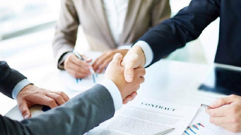 Bảo lãnh ngân hàng là một cam kết của bên thứ ba nhằm đảm bảo cho nghĩa vụ thanh toán giữa các bên trong giao dịch. Thủ tục bảo lãnh qua ngân hàng có những bước cụ thể mà bạn cần nắm rõ.