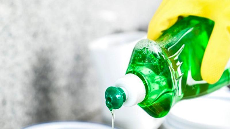 5 mẹo hay giúp mắt kính của bạn không bị mờ và đọng nước mỗi khi trời mưa