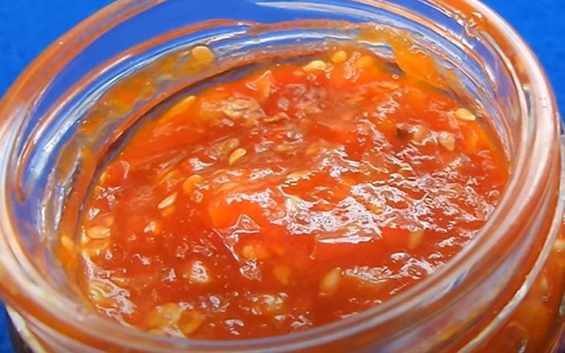 Cách làm ớt rim cay cay, thơm lừng, dễ dàng kết hợp với bất kỳ món ăn nào để tạo thêm sự hấp dẫn, khiến mọi bữa ăn trở nên đặc biệt hơn.