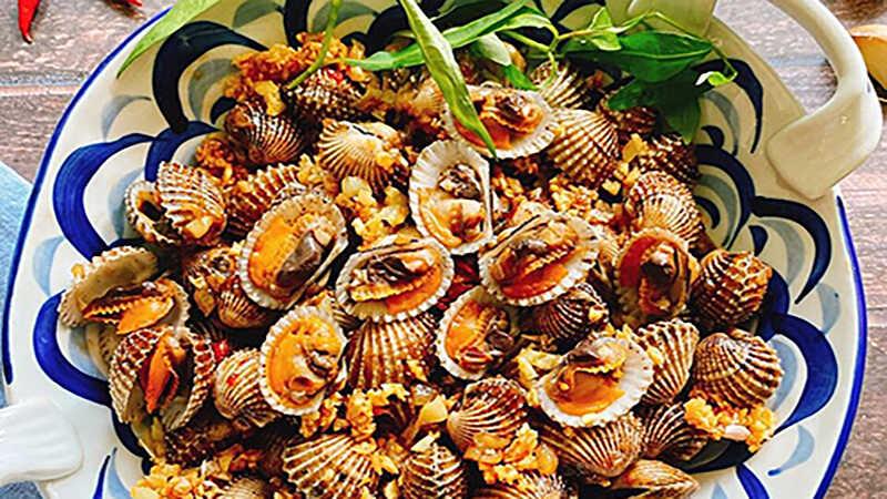 Khám phá 3 công thức sò huyết xào tuyệt vời, khiến ai cũng phải xiêu lòng bởi hương vị nức mũi đầy hấp dẫn.