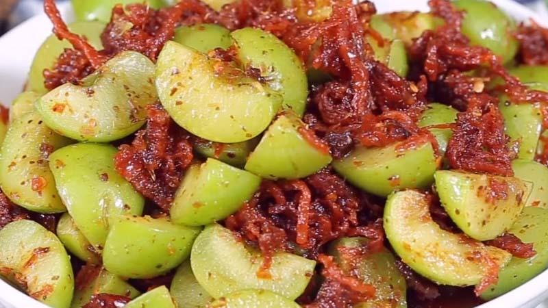 Khám phá cách làm món mận dầm khô bò chua ngọt cực hấp dẫn ngay tại nhà để thưởng thức hương vị tuyệt vời này.