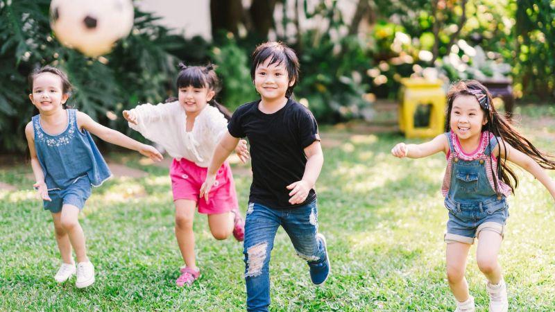 10 phương pháp giúp trẻ phát triển tính cách lạc quan mà cha mẹ cần nắm vững