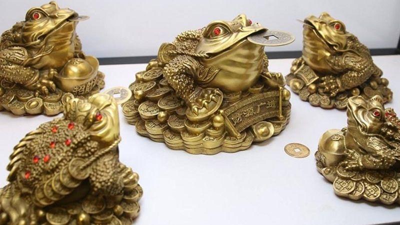 Khám phá ý nghĩa và vị trí lý tưởng để đặt cóc phong thủy, mang lại tài lộc và may mắn cho ngôi nhà của bạn.