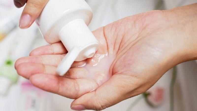 Những mẹo khử mùi hôi vùng kín mà mọi chị em nên áp dụng để giữ vùng nhạy cảm luôn sạch sẽ và thoải mái.