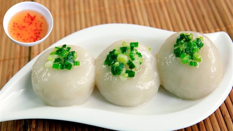 Hướng dẫn chi tiết cách làm bánh nếp nhân thịt đơn giản để đãi cả gia đình, đảm bảo ai cũng yêu thích.