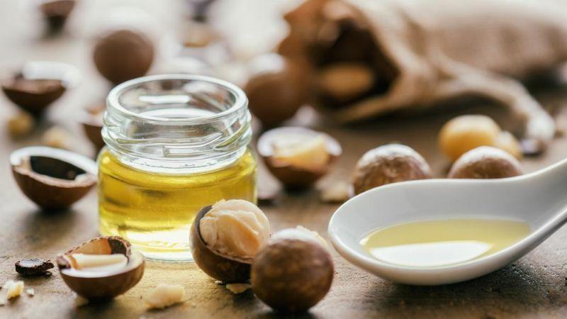 Dầu macca (Macadamia Ternifolia Seed Oil) là gì và có tác dụng làm đẹp ra sao?