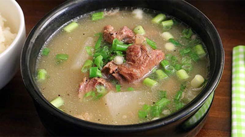 Hướng dẫn nấu bún sườn bò hầm bằng nồi cơm điện tại nhà thật đơn giản