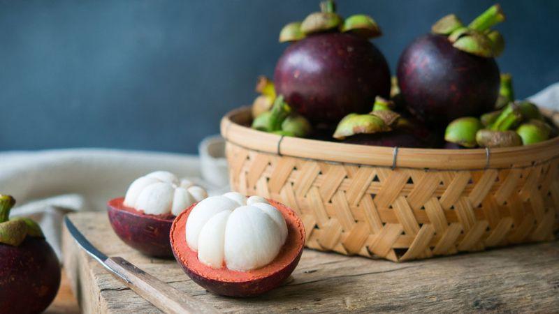 Măng cụt có bao nhiêu calo? Ăn quá nhiều măng cụt có gây tăng cân không?