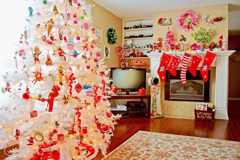 Mùa Giáng Sinh đang đến gần, và không khí lạnh báo hiệu một mùa Noel đầy sắc màu. Bạn đang tìm kiếm những món đồ trang trí Noel vừa đẹp vừa phải chăng tại TP.HCM? Đây chính là thời điểm lý tưởng để lựa chọn những sản phẩm trang trí cho ngôi nhà của mình.