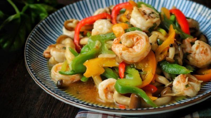 Khám phá những món ăn tuyệt hảo từ nấm linh chi, dành cho những thực khách tinh tế, với hương vị tinh khiết và bổ dưỡng.