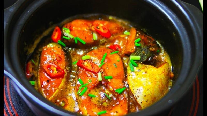 Khám phá bí quyết để chế biến món cá kho tộ chuẩn vị, với miếng cá dai ngon và màu sắc hấp dẫn, mang đến một trải nghiệm ẩm thực tuyệt vời.