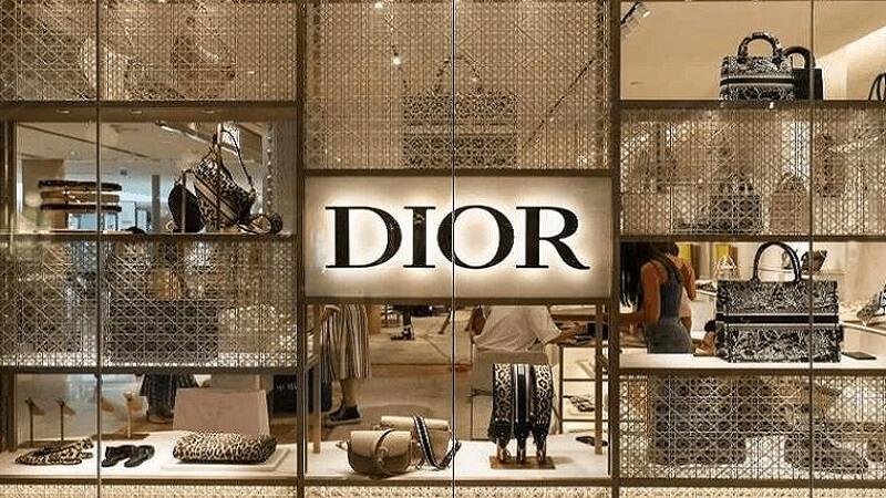 Kem lót Dior có những loại nào và chúng có thực sự tốt không? Cùng khám phá những sản phẩm này để hiểu rõ hơn về hiệu quả mà chúng mang lại.