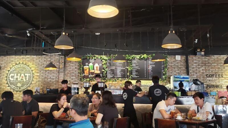 Khám phá ngay 5 quán cà phê lý tưởng để xem bóng đá ở quận 6, nơi không khí luôn sôi động và những trận cầu đầy kịch tính.
