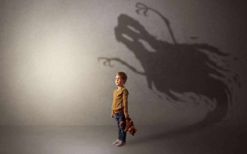 Khám phá hội chứng sợ ma (phasmophobia) và những góc nhìn mới