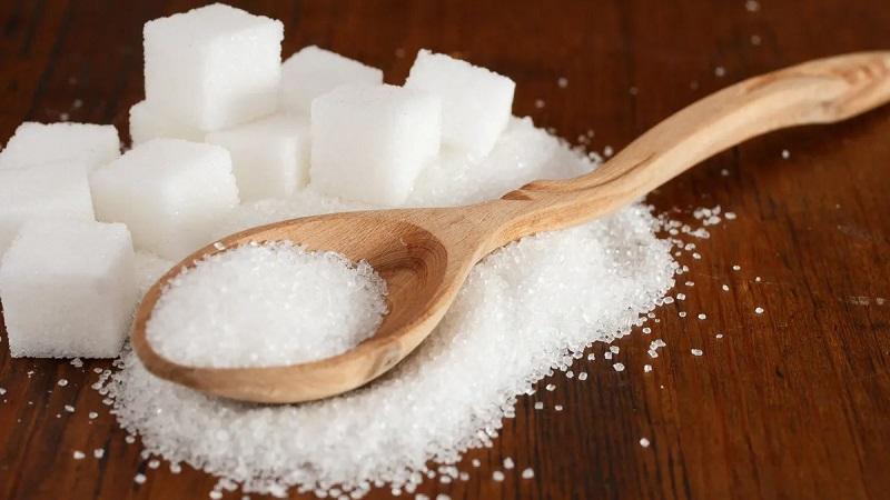 Trong 100g đường chứa bao nhiêu calo? Ăn nhiều đường có dẫn đến béo phì không?