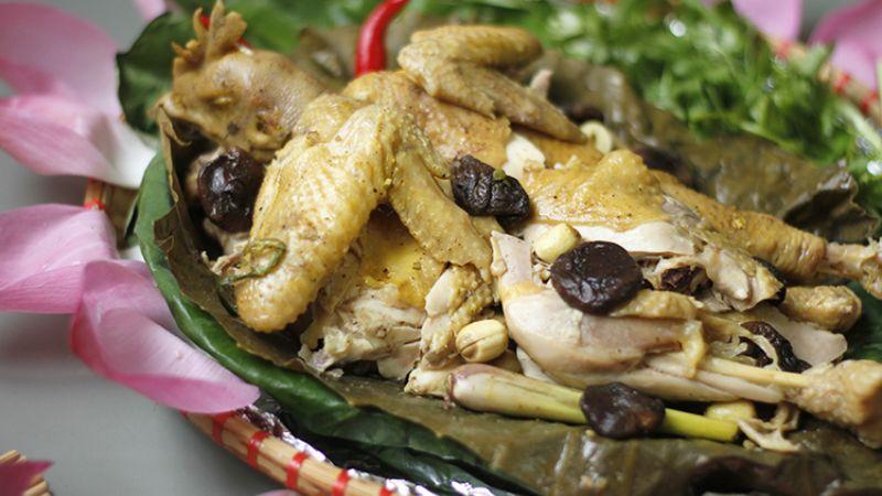Khám phá cách chế biến gà hấp lá sen thơm ngon, bổ dưỡng, mang đến món ăn tuyệt vời cho gia đình.