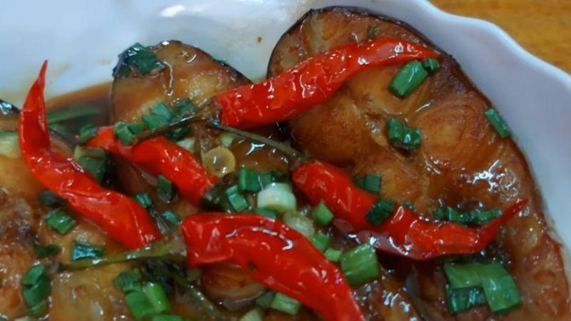 Hướng dẫn chế biến món cá hú kho nước dừa ngon ngọt, dễ làm, ai cũng có thể thực hiện