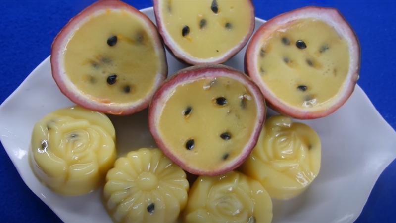 Hướng dẫn làm rau câu chanh dây giòn ngon đơn giản tại nhà, dễ làm mà lại cực kỳ hấp dẫn.