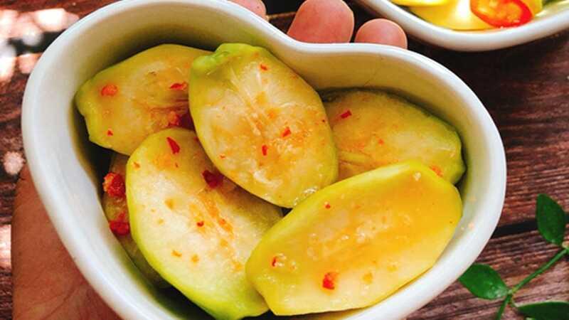 Khám phá cách làm cóc bao tử ngâm giòn ngon, chua ngọt đầy hấp dẫn