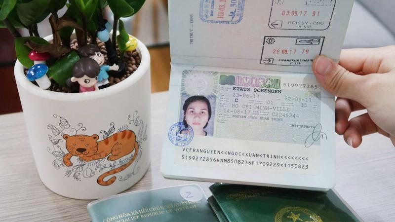 Bộ cẩm nang xin visa du lịch Pháp tự túc với tỷ lệ đậu cao nhất