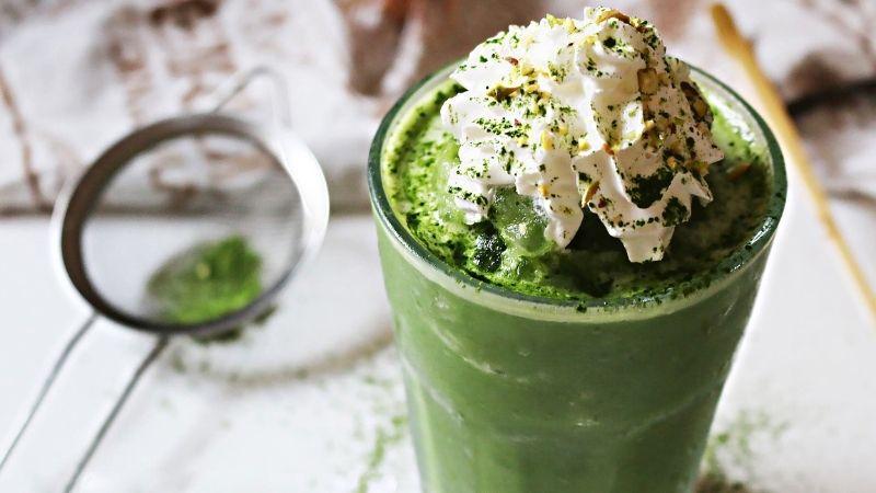 Cách làm matcha đá xay kem thơm ngon, béo ngậy, đơn giản ngay tại nhà, dễ dàng thực hiện để thưởng thức vào bất kỳ lúc nào.