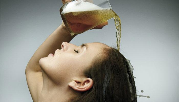 Khám phá 6 cách gội đầu bằng bia để mái tóc luôn chắc khỏe và bóng mượt