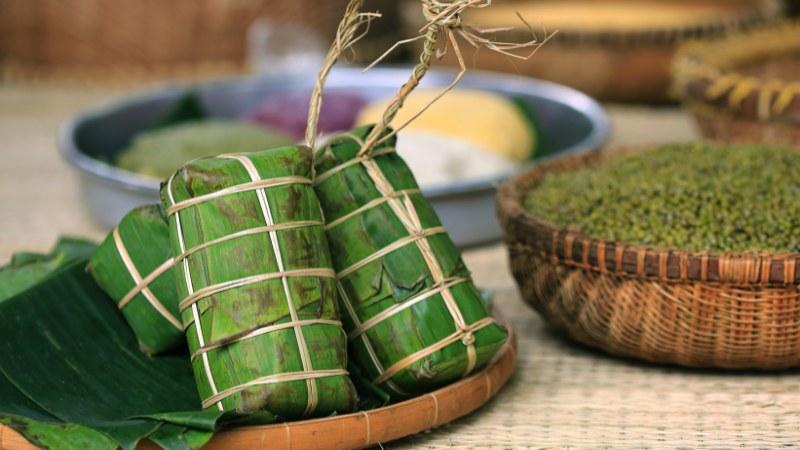 Tết Nam Bộ kể về câu chuyện 'Nguồn gốc và Ý nghĩa của bánh tét'