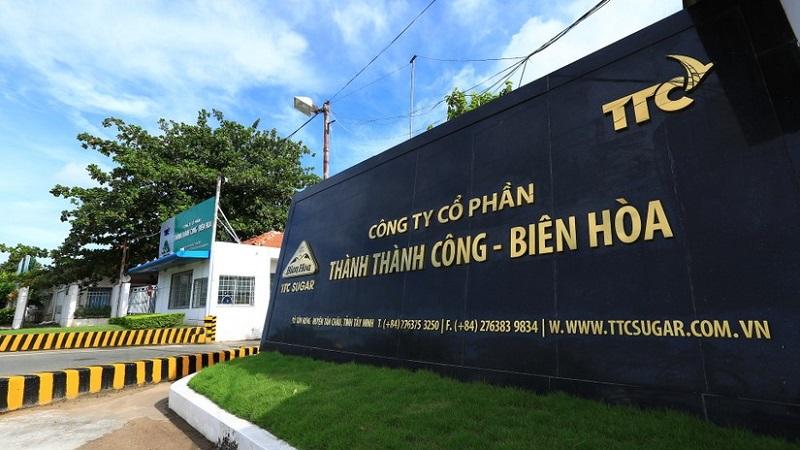 Khám phá hương vị tuyệt vời của MIAHA - Nước mía nguyên chất 100% từ thiên nhiên, đem lại cảm giác giải khát tuyệt hảo.