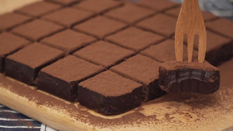 Hướng dẫn làm nama chocolate mềm mịn, chuẩn vị ngay tại nhà, đơn giản và dễ thực hiện.