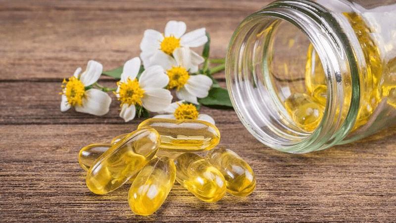 5 phương pháp dùng vitamin E để chăm sóc tóc, giúp tóc luôn suôn mượt và bồng bềnh.