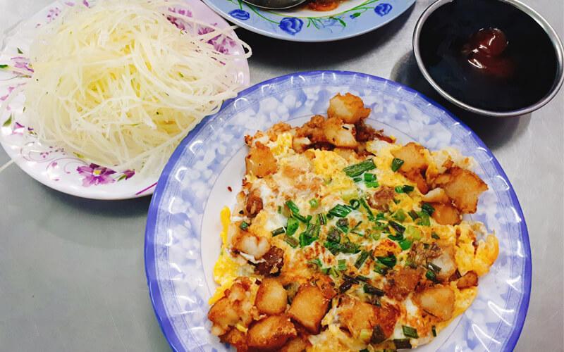 5 quán bột chiên ngon tuyệt ở Sài Gòn, ăn hoài không ngán