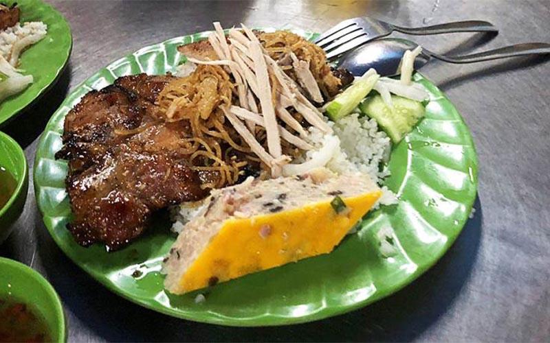 Khám phá ngay 5 quán cơm tấm ngon tại Phú Nhuận, để lại dư vị khó quên và khiến bạn muốn quay lại mãi.