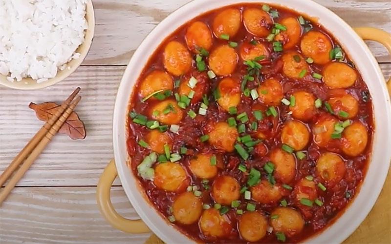 Khám phá ngay công thức trứng cút sốt cà thơm ngon, hấp dẫn ngay tại gian bếp của bạn.