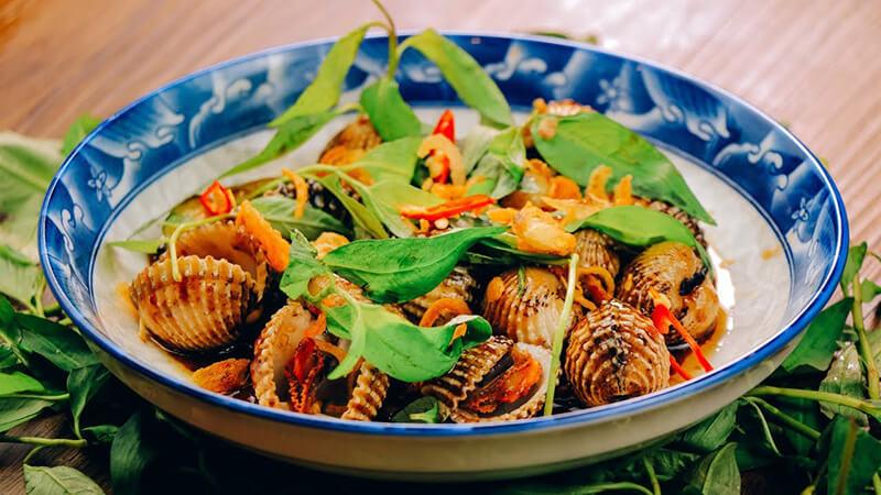 Khám phá công thức sò huyết sốt bơ đậu phộng thơm ngon, dễ làm ngay tại nhà, mang lại trải nghiệm ẩm thực tuyệt vời.