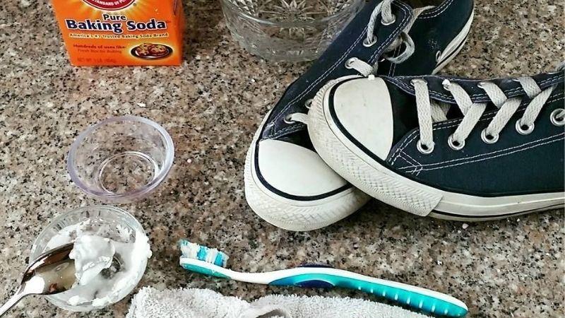 5 bước giúp giày Converse của bạn luôn tươi mới như ban đầu