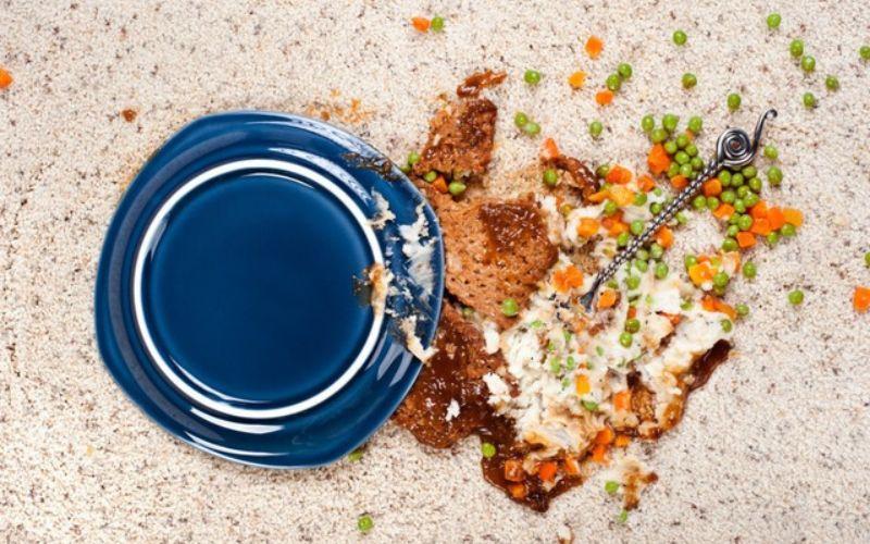 Sàn nhà vẫn còn cảm giác rít sau khi lau? Hãy thử ngay ba mẹo đơn giản dưới đây để khắc phục tình trạng này.