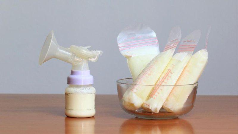 Liệu sữa mẹ có cặn trắng có gây hại không? Khám phá nguyên nhân và cách khắc phục hiệu quả