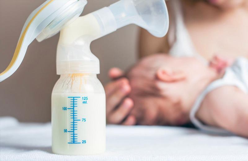 Vì sao sữa mẹ lại loãng? Làm sao để cải thiện chất lượng sữa và giúp sữa mẹ đặc hơn?