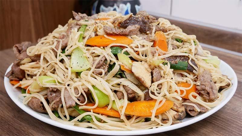 Cách làm hủ tiếu xào thập cẩm với sợi hủ tiếu dai mềm, không bị bở