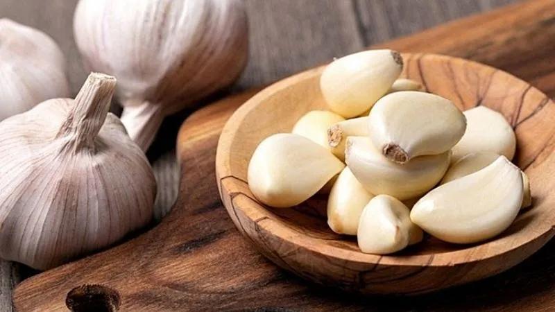 Phương pháp chữa viêm da cơ địa bằng tỏi hiệu quả và an toàn nhất